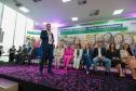 Ratinho Junior sanciona nova lei e mulheres vítimas de violência receberão auxílio do Estado