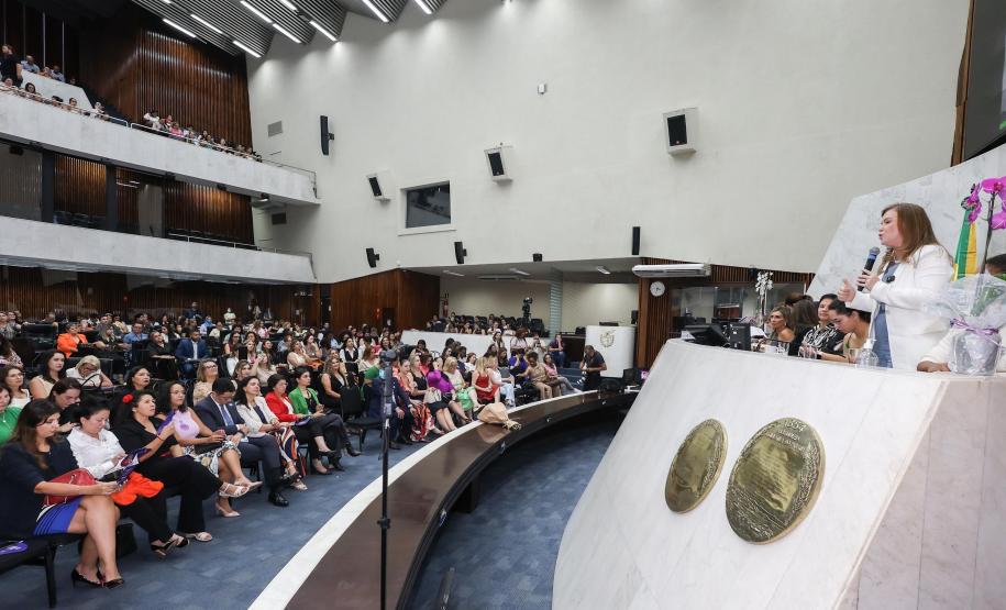 Cuida + Paraná: Governo anuncia evento para gestores de políticas públicas para mulher