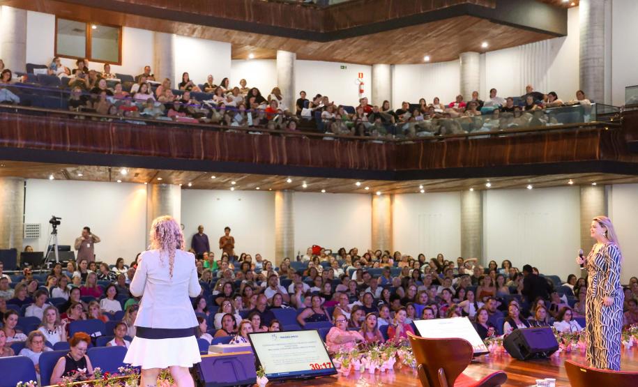 1,5 mil gestores municipais participaram do Encontro Estadual Cuida Mais Paraná