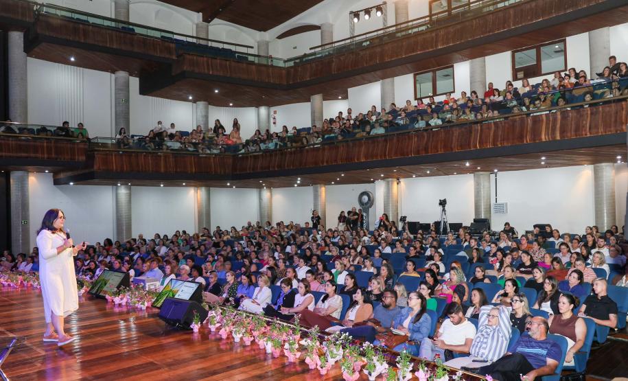 1,5 mil gestores municipais participaram do Encontro Estadual Cuida Mais Paraná