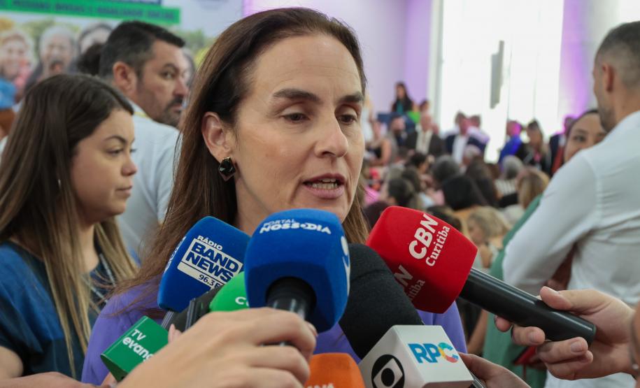 Ratinho Junior sanciona nova lei e mulheres vítimas de violência receberão auxílio do Estado